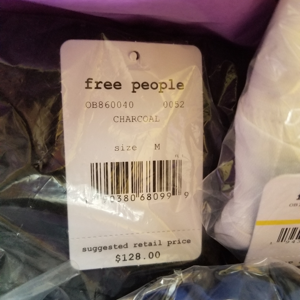 🆕️ 5 Piece Free People Mystery Box!!! - Picture 3 of 7